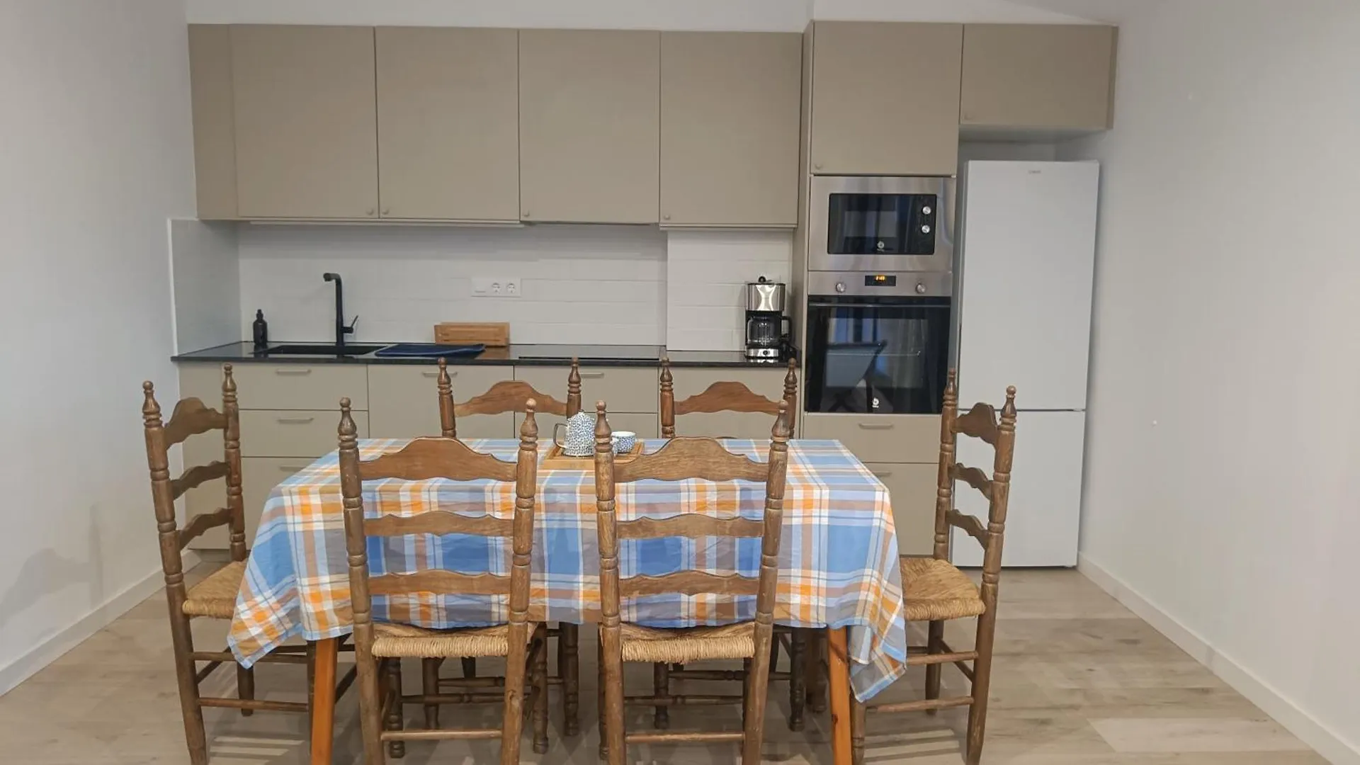 Appartement Atico Relax Con Gran Terraza Y Vistas A La Costa Brava à Palau Saverdera